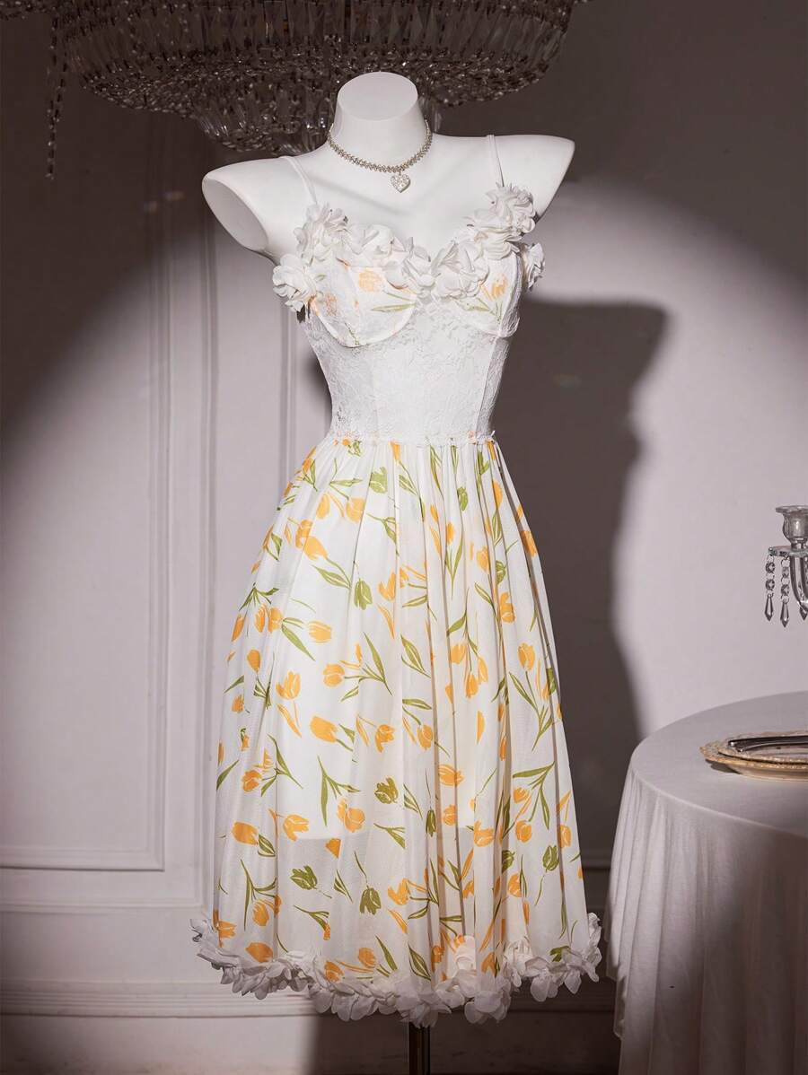 SHEIN قميص نوم شبكي مطبوع زهور مع دانتيل ثلاثي الأبعاد