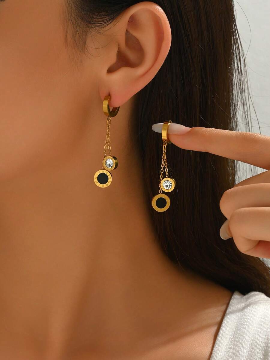 SHEIN زوج أقراط متدلية بأرقام رومانية مزينة بحجر الراين