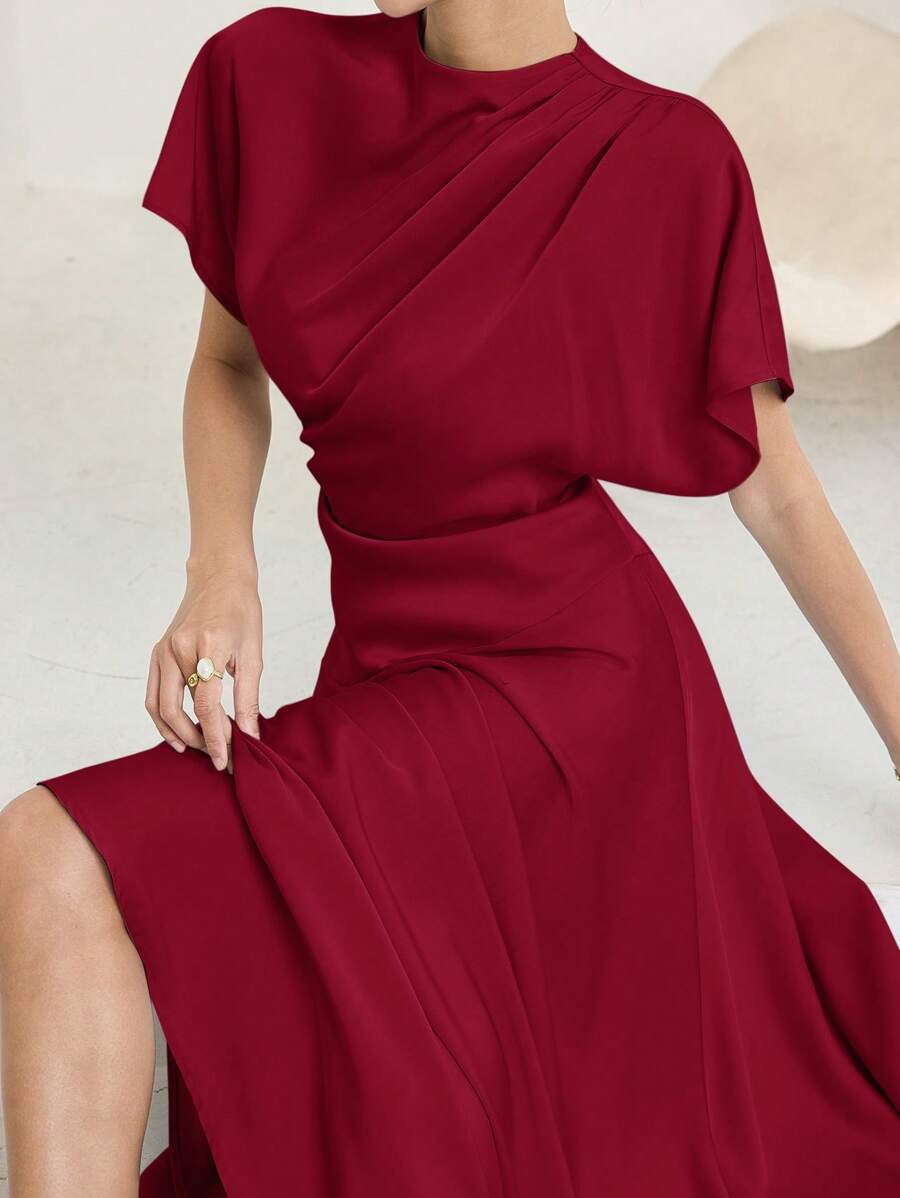 SHEIN Heiryn فستان طويل بلون عنابي أنيق