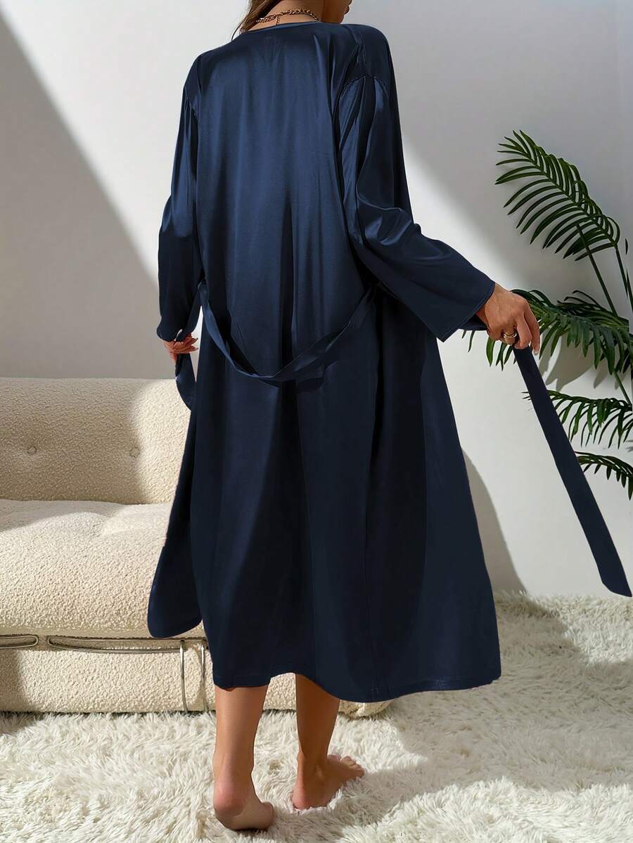 SHEIN طقم ملابس نوم قطعتين روب طويل وفستان نوم من قماش حريري