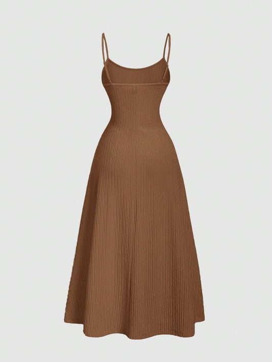 SHEIN MOD فستان بني بسيط ورومانسي