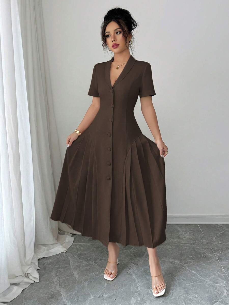 SHEIN Elenzga فستان ماكسي بني داكن بياقة مطوية وأزرار عند الخصر