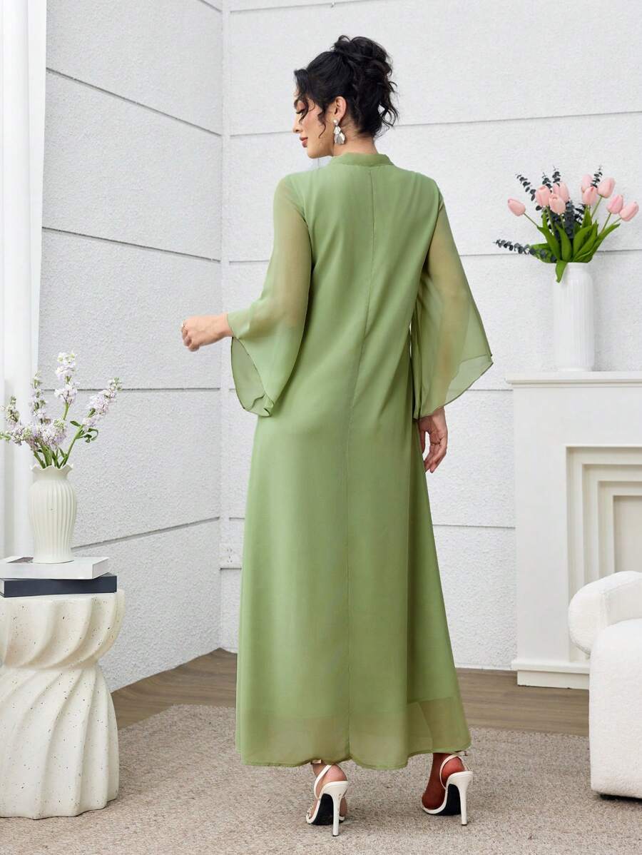 SHEIN Yasmyna فستان اخضر عربي بأكمام طويلة وياقة مطرزة