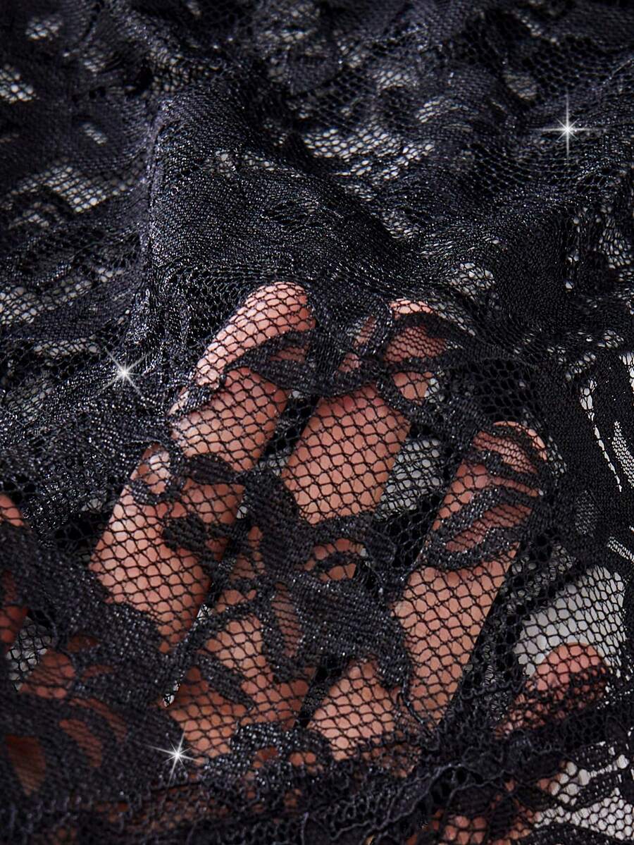 SHEIN طقم لانجري قطعتين توب كامي وشورت دانتيل قابل للتعديل