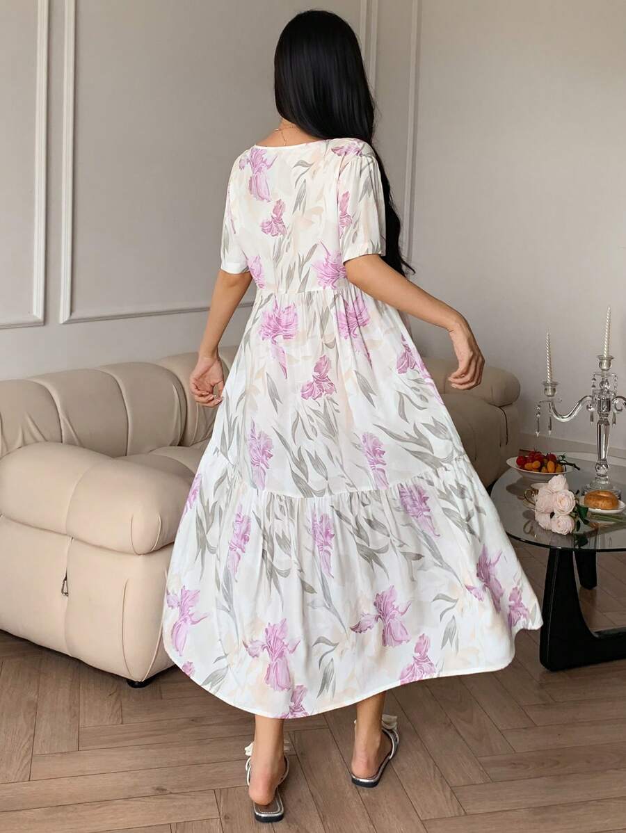 SHEIN فستان نوم بقصة فضفاضة بطبعة زهرية وأكمام قصيرة