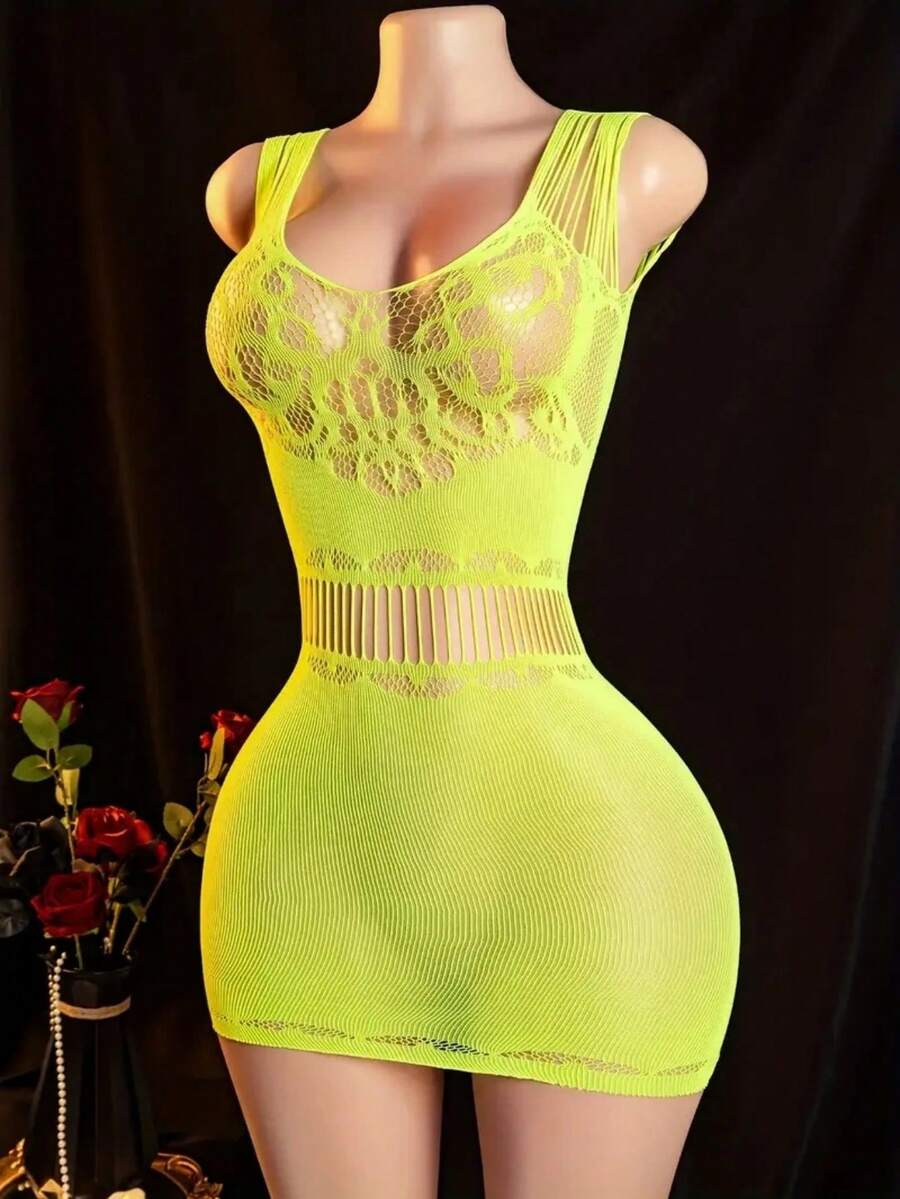 SHEIN طقم ملابس داخلية شبكي فلوريسنت مفتوح بين الأرجل وقابل للخلع