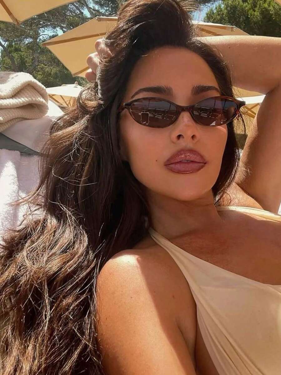 SHEIN نظارة شمس نسائية بإطار بيضاوي بني من البلاستيك الصلب