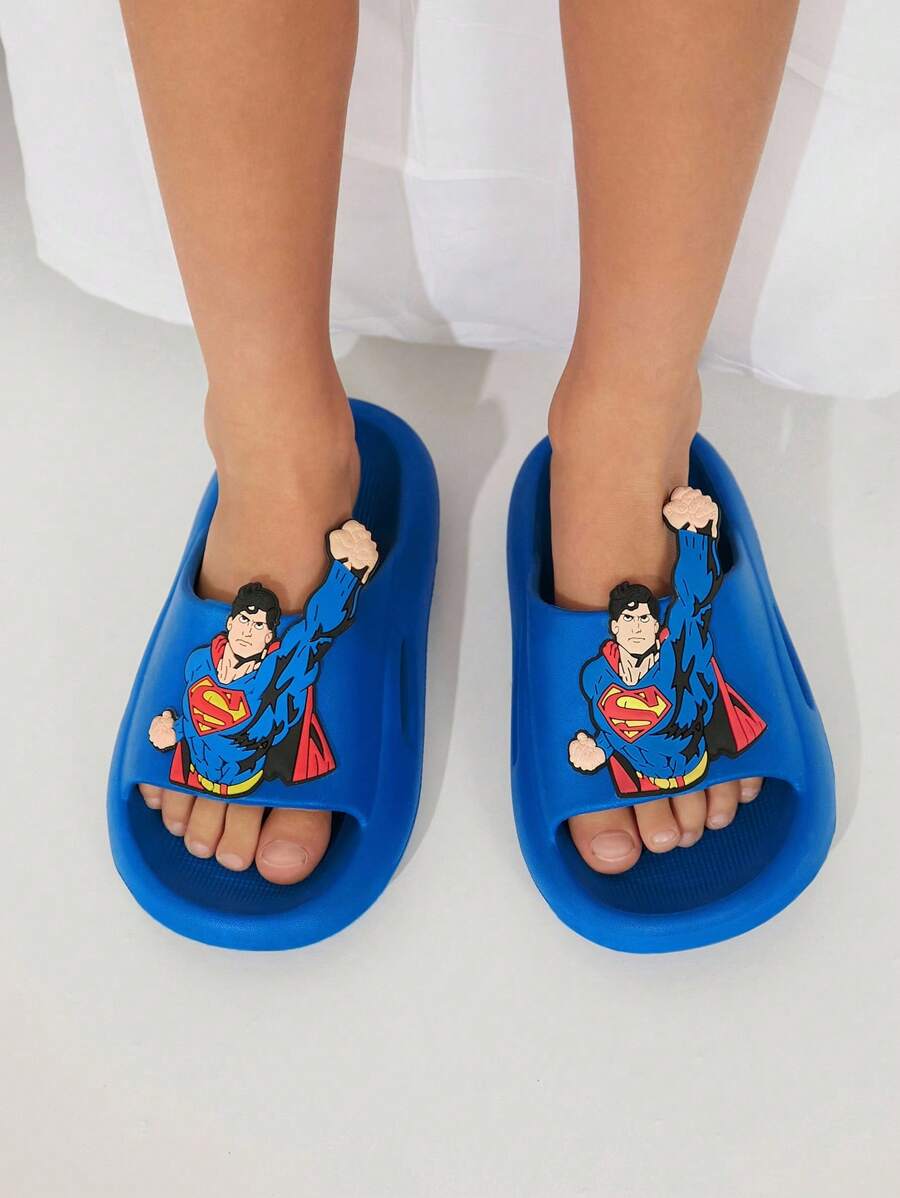 SHEIN SUPERMAN X شبشب كرتوني للأولاد خفيف مقاوم للانزلاق