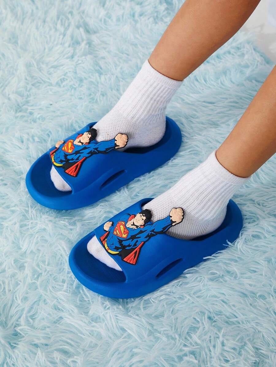 SHEIN SUPERMAN X شبشب كرتوني للأولاد خفيف مقاوم للانزلاق
