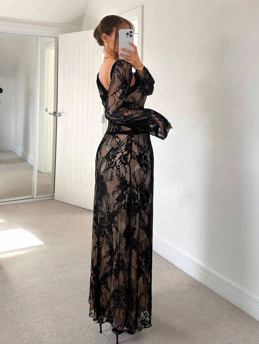 SHEIN Siren Gaze فستان أسود ضيق غير متماثل كتف عاري