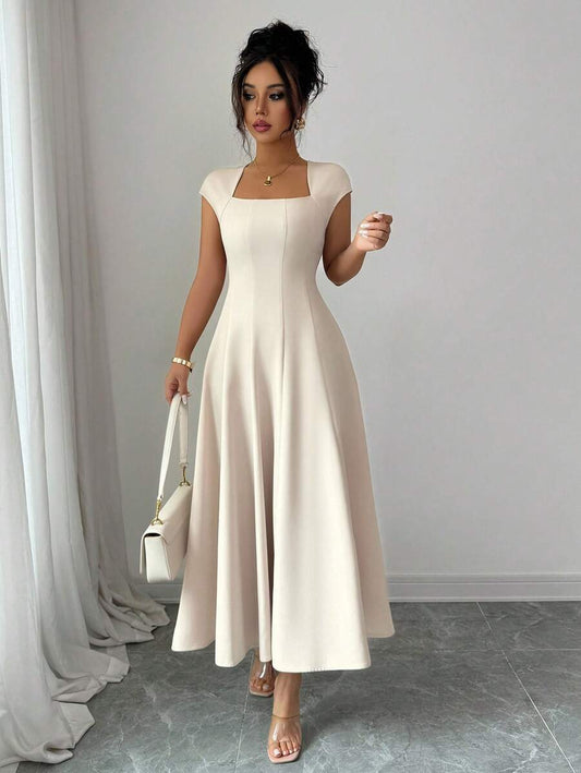 SHEIN Elenzga فستان متوسط الطول بياقة مربعة وخصر مشدود