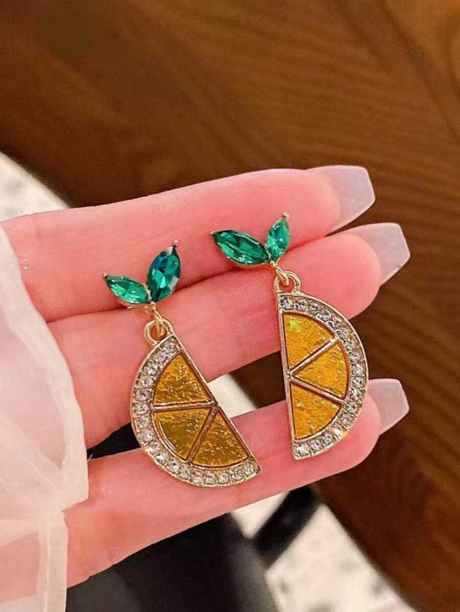 SHEIN زوج أقراط ليمون جميلة وحلوة