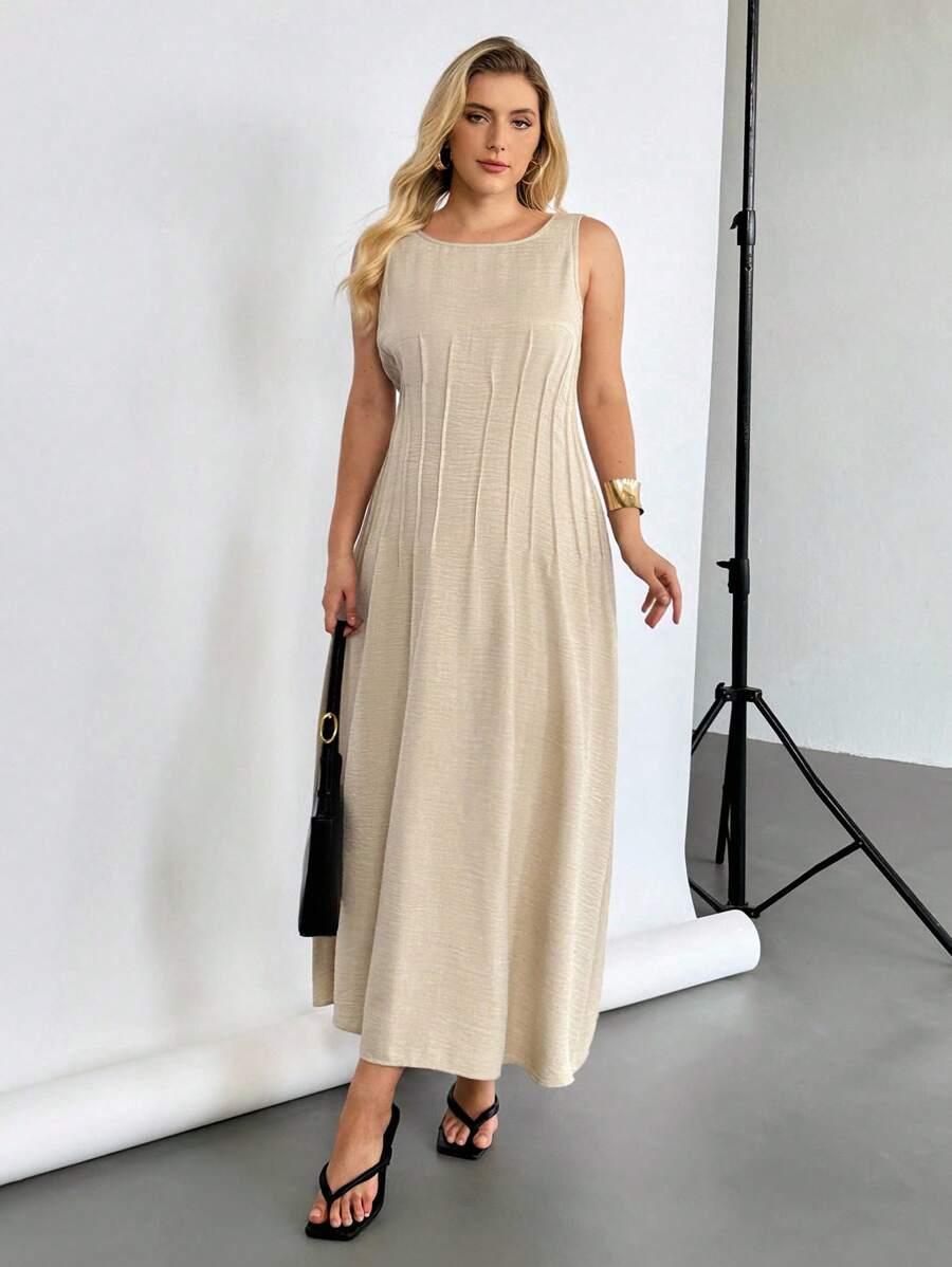 SHEIN Auralis فستان بدون أكمام للمقاسات الكبيرة بخصر واسع بلون مشمشي