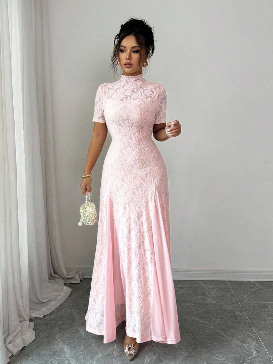 SHEIN Rafferiza فستان وردي قصير الأكمام بدون أكمام مطرز بالدانتيل