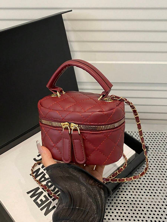 SHEIN حقيبة صغيرة مبطنة خفيفة الوزن بسلسلة