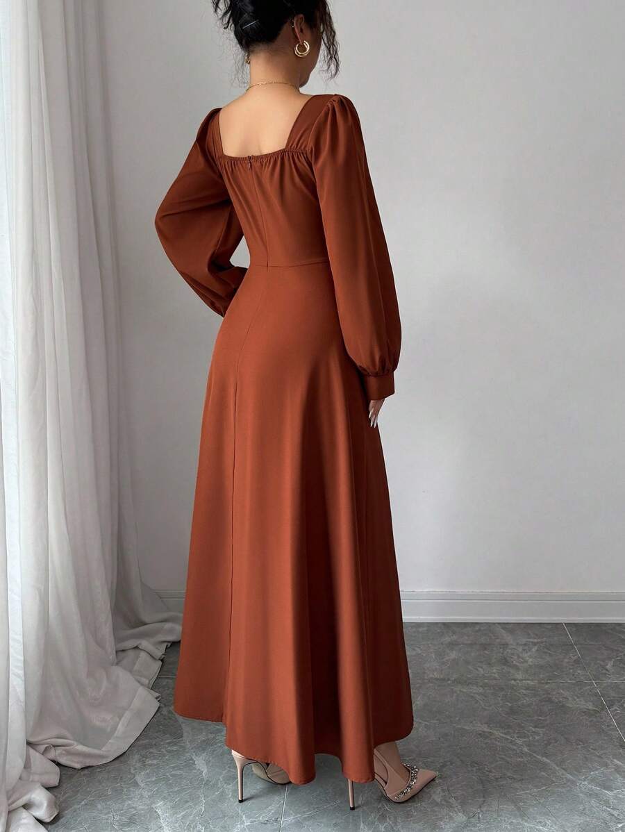 SHEIN Elenzga فستان ماكسي بني بياقة مربعة وأكمام منتفخة