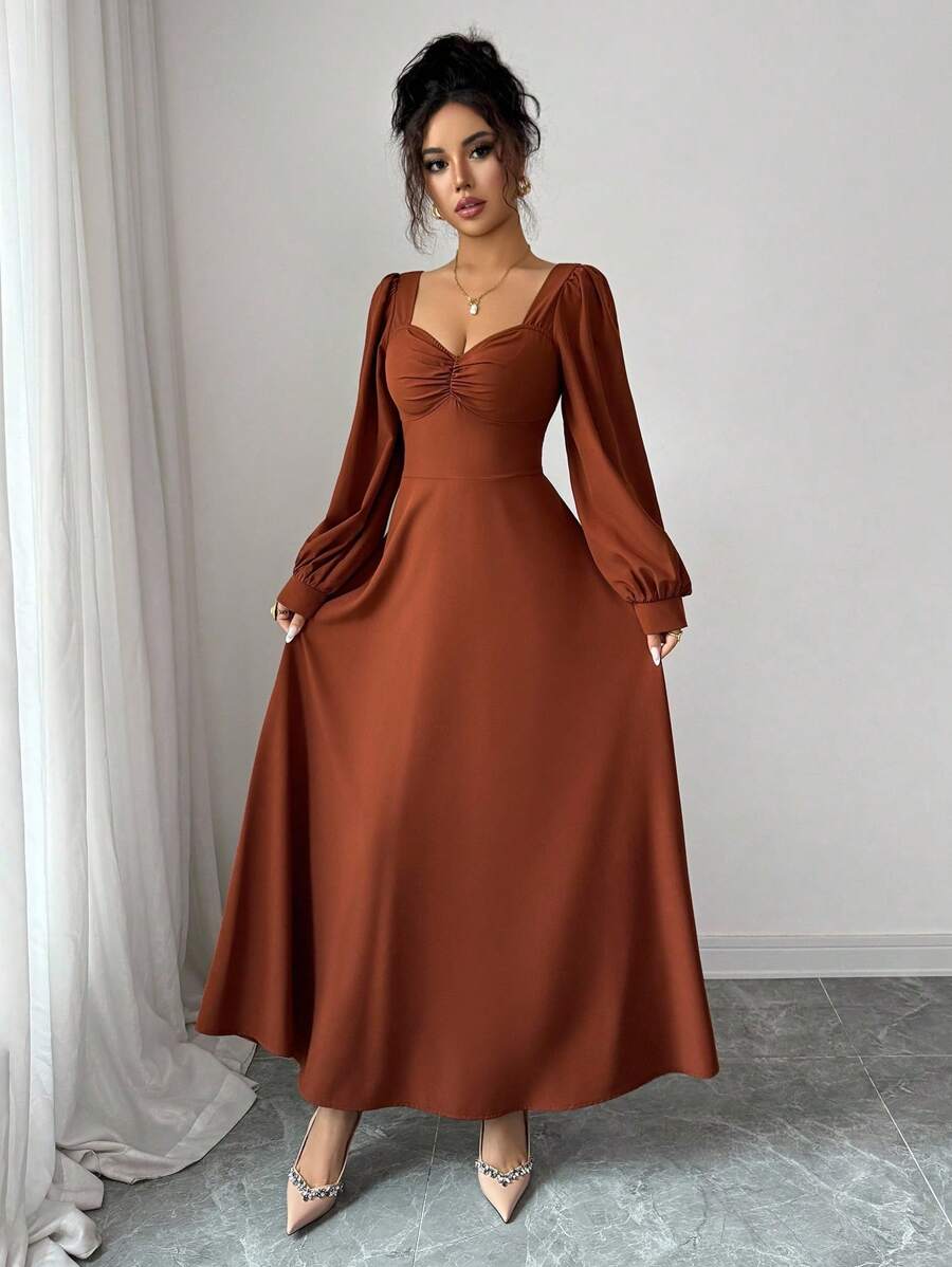 SHEIN Elenzga فستان ماكسي بني بياقة مربعة وأكمام منتفخة