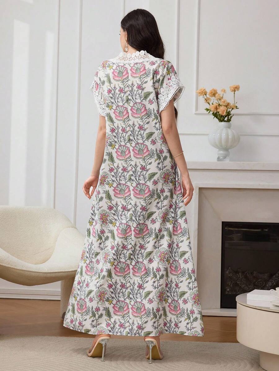 SHEIN Lacomfia فستان قصير الأكمام مزين بطبعات زهرية وشريط شبكي