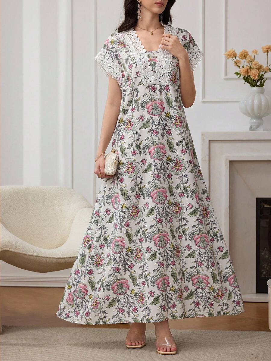 SHEIN Lacomfia فستان قصير الأكمام مزين بطبعات زهرية وشريط شبكي