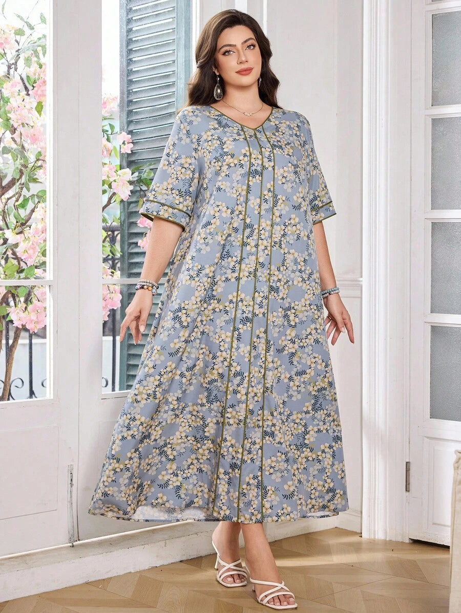 SHEIN Lacomfia فستان للمقاسات كبيرة كاجوال فضفاض بطبعة زهور