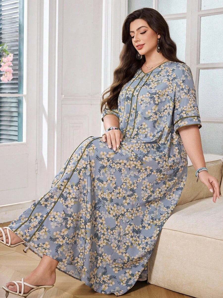 SHEIN Lacomfia فستان للمقاسات كبيرة كاجوال فضفاض بطبعة زهور