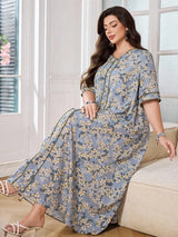 SHEIN Lacomfia فستان للمقاسات كبيرة كاجوال فضفاض بطبعة زهور