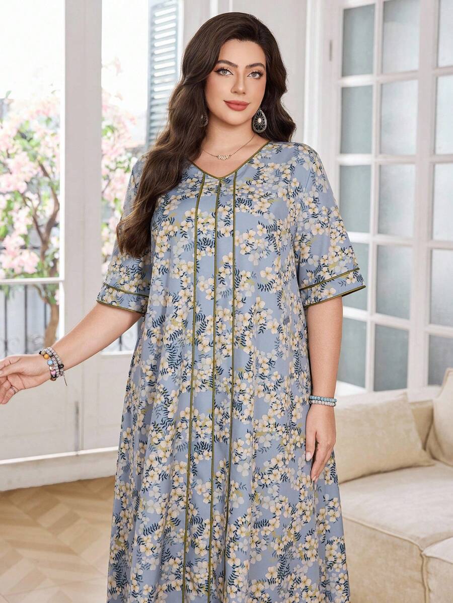 SHEIN Lacomfia فستان للمقاسات كبيرة كاجوال فضفاض بطبعة زهور