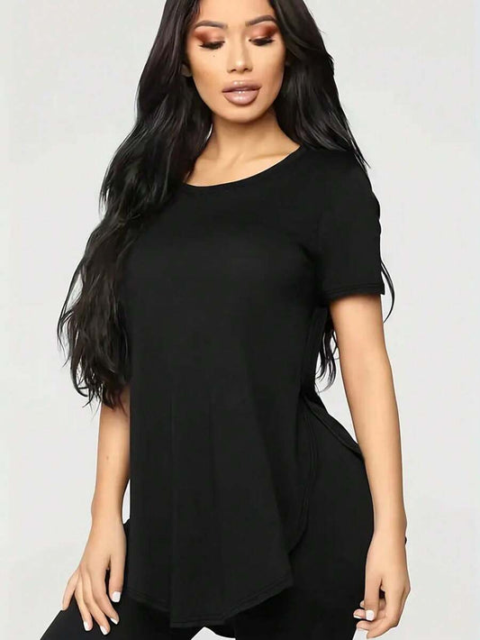 SHEIN Trioutop تي شيرت أسود فضفاض بياقة دائرية وأكمام قصيرة مع شق جانبي