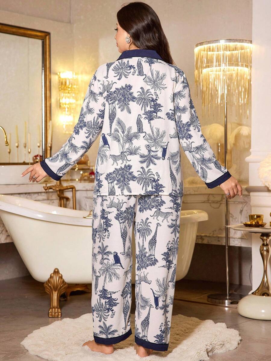 SHEIN MuseNap CURVE طقم بيجامة نسائية للمقاسات الكبيرة بطبعة نباتات وحيوانات