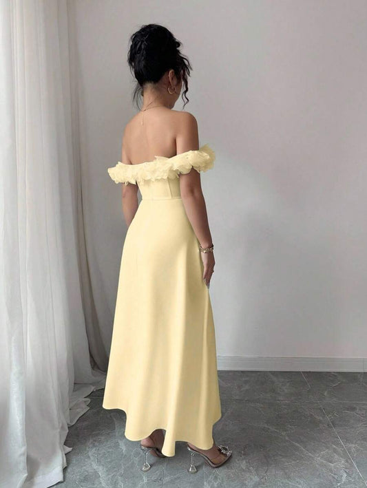 SHEIN Elenzga فستان كتف مكشوف باللون الأصفر الكريمي