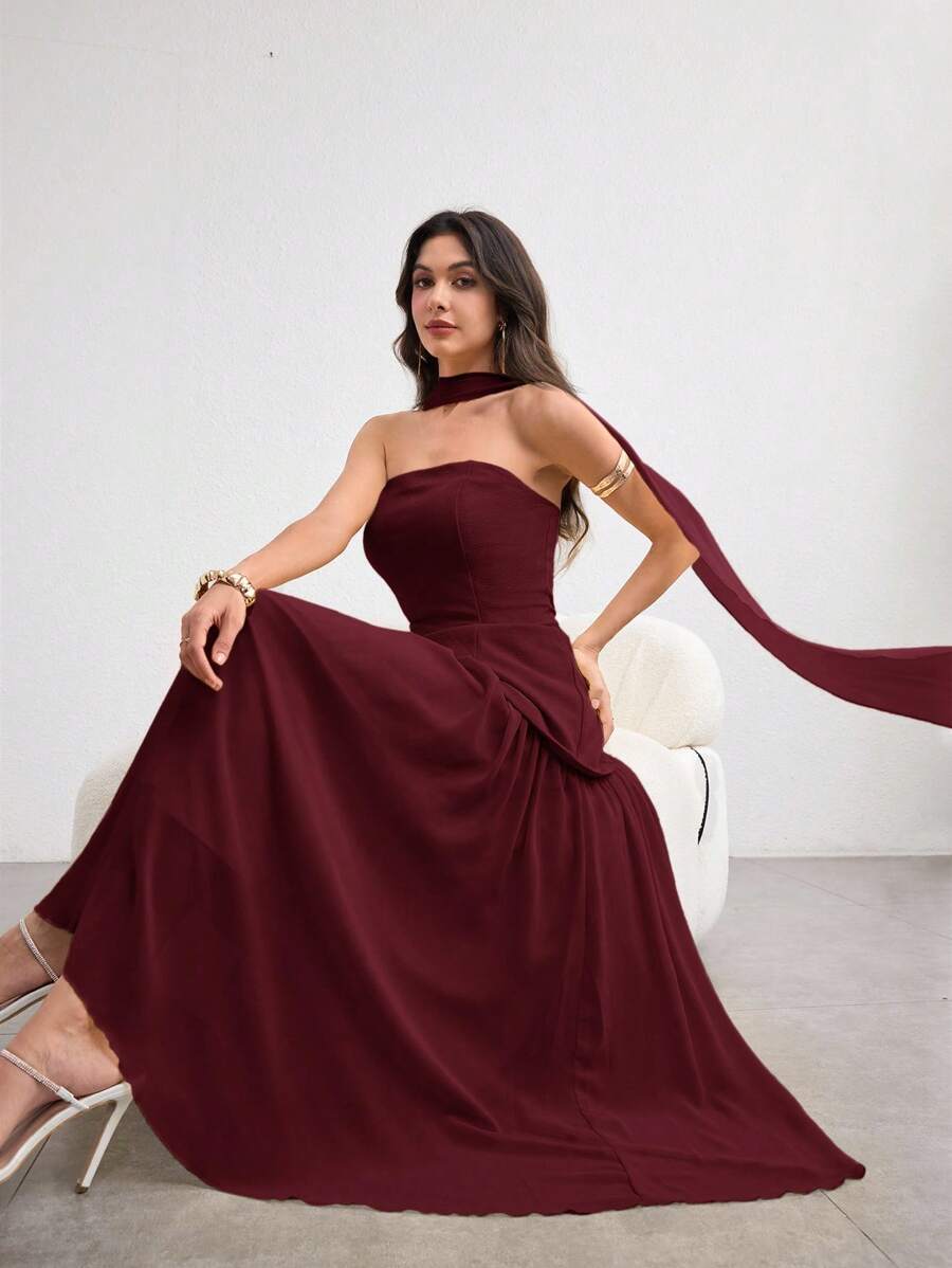 SHEIN NOVVYNE فستان عنابي بتصميم غير متماثل