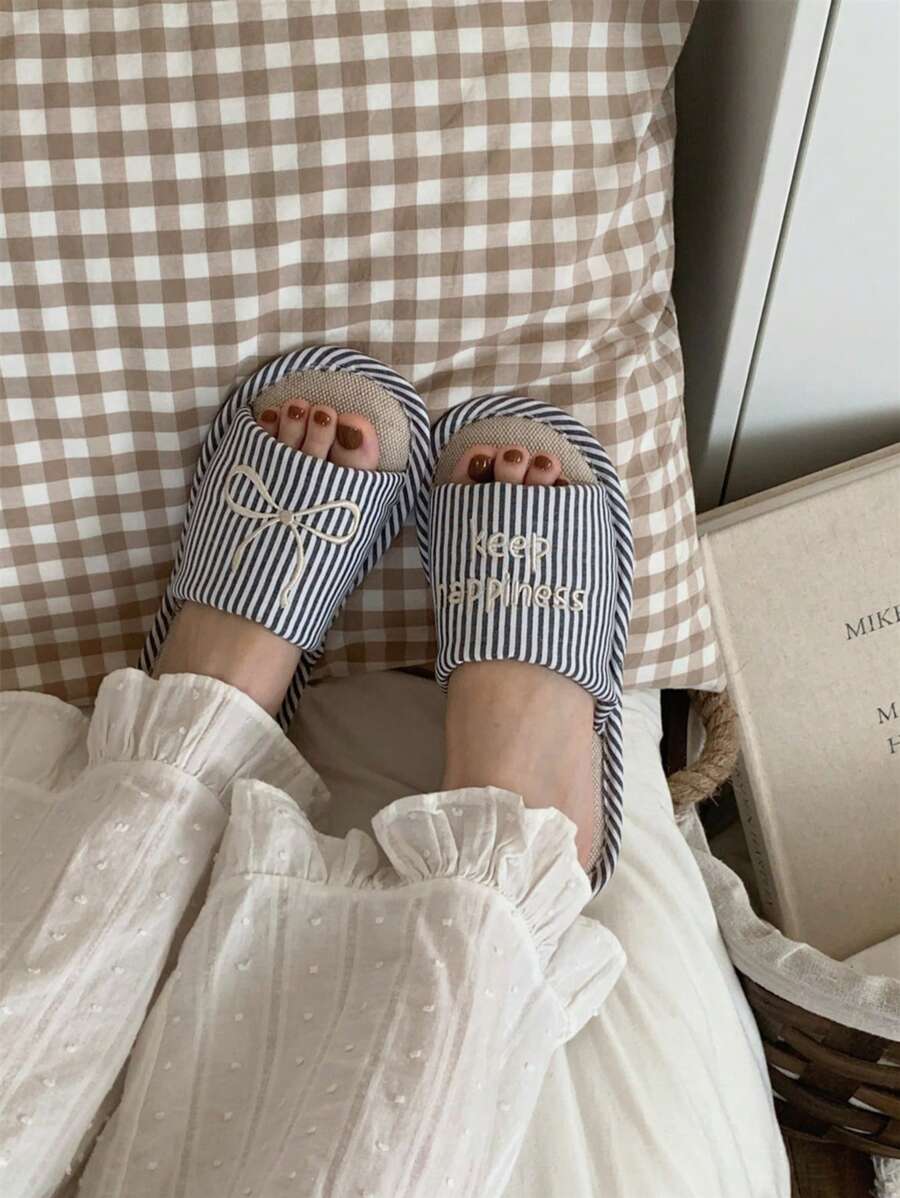 SHEIN XIXITIAO شبشب نسائي مريح بطبعة مخططة وفيونكة