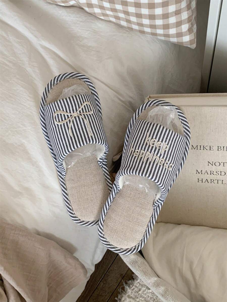 SHEIN XIXITIAO شبشب نسائي مريح بطبعة مخططة وفيونكة