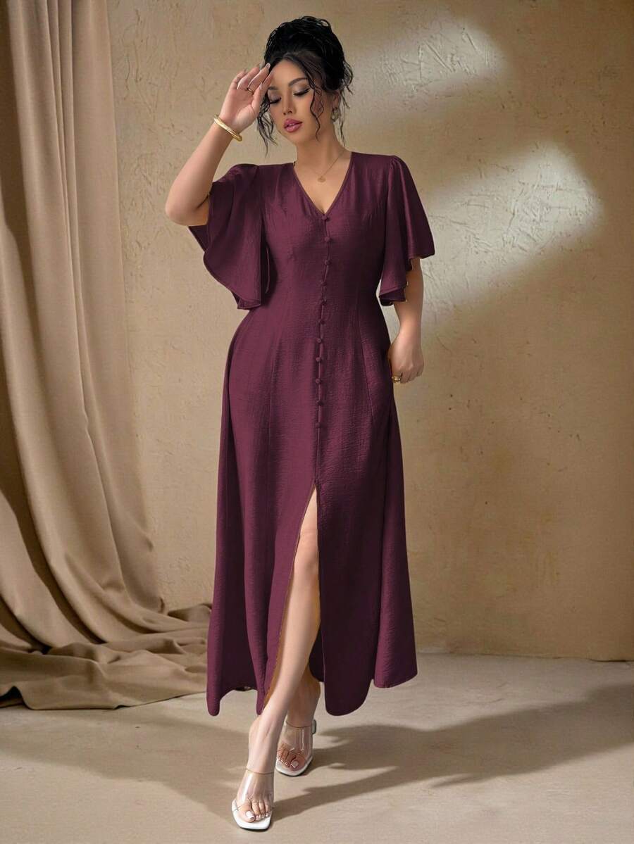 SHEIN Roveilla فستان ماكسي للمقاسات الكبيرة بأكمام منفرجة وفتحة جانبية مزين بأزرار