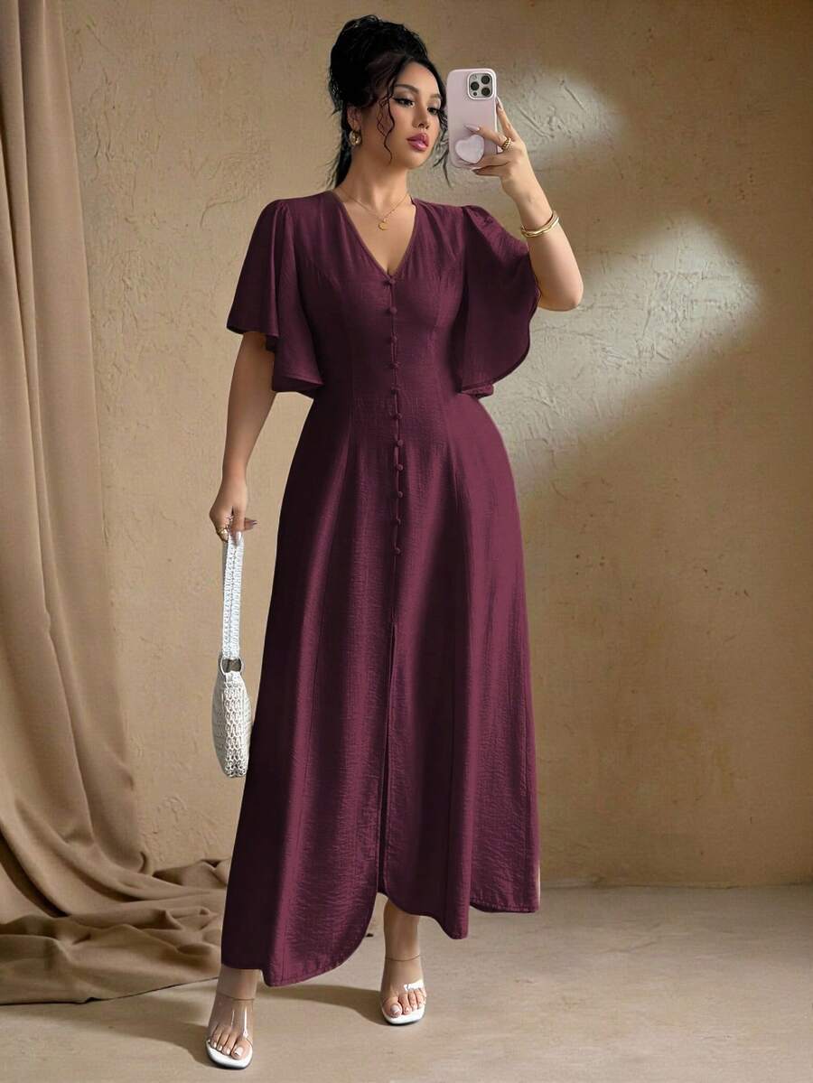 SHEIN Roveilla فستان ماكسي للمقاسات الكبيرة بأكمام منفرجة وفتحة جانبية مزين بأزرار