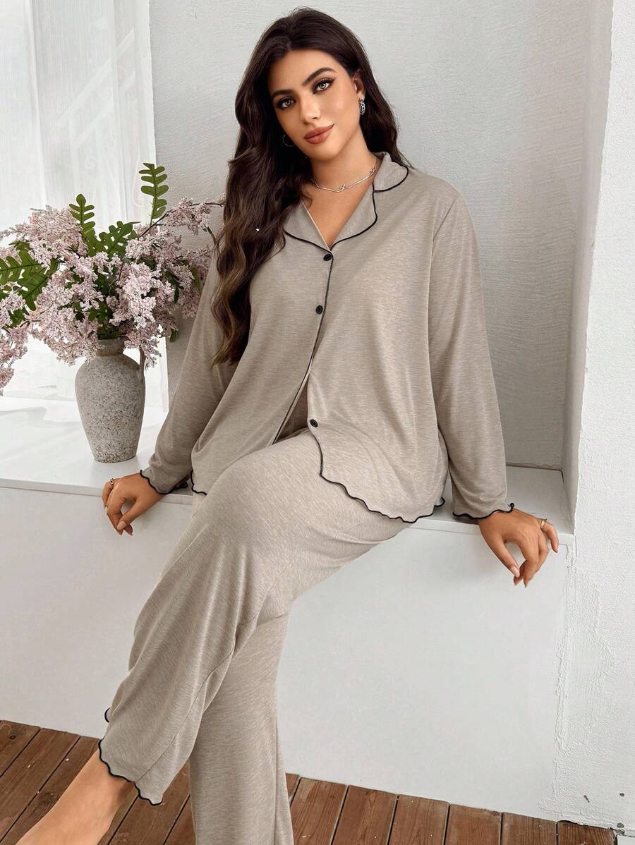 SHEIN Doze Lane طقم منزلي خاكي بأكمام طويلة