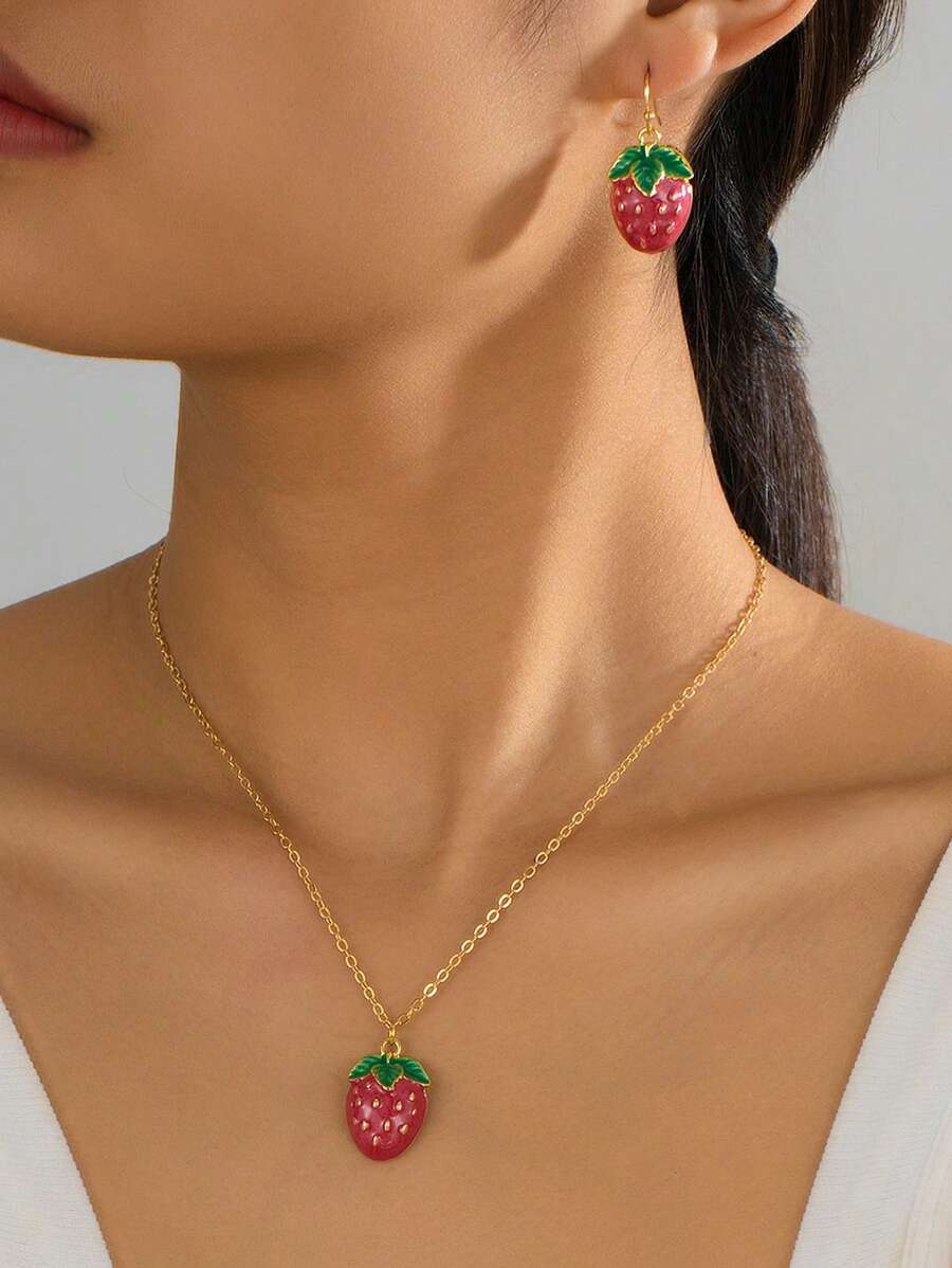 SHEIN طقم مجوهرات قرطان وقلادة بتصميم الكرز والفراولة