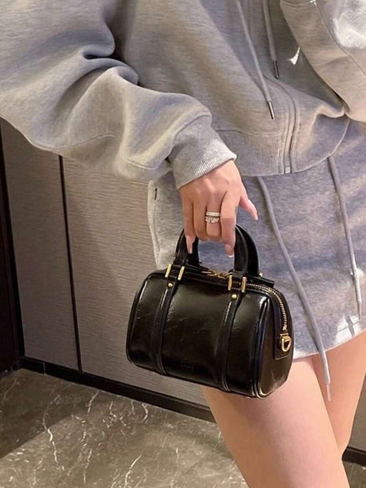 SHEIN حقيبة يد جلدية ناعمة بتصميم فريد وحزام للكتف