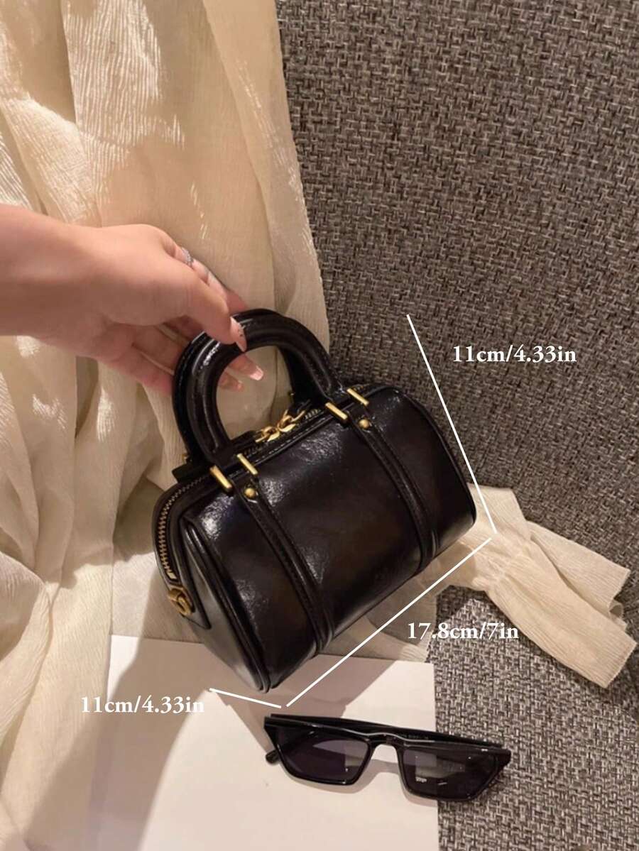 SHEIN حقيبة يد جلدية ناعمة بتصميم فريد وحزام للكتف