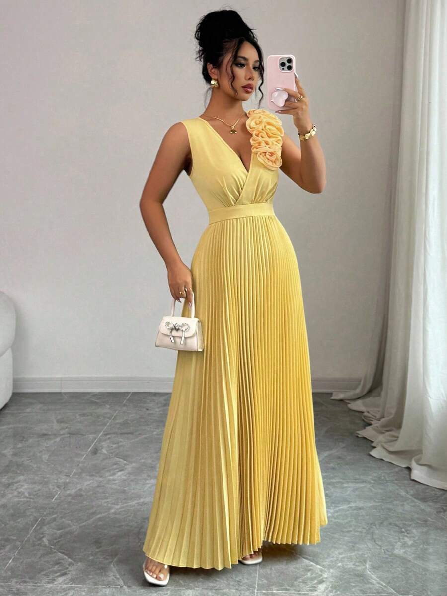 SHEIN Elenzga فستان أصفر طويل قصة بالكشاكش وطبعات زهرية