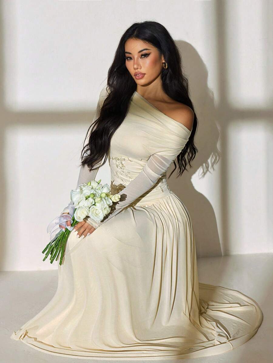 SHEIN PETITE فستان مشمشي طويل كتف واحد مطرز