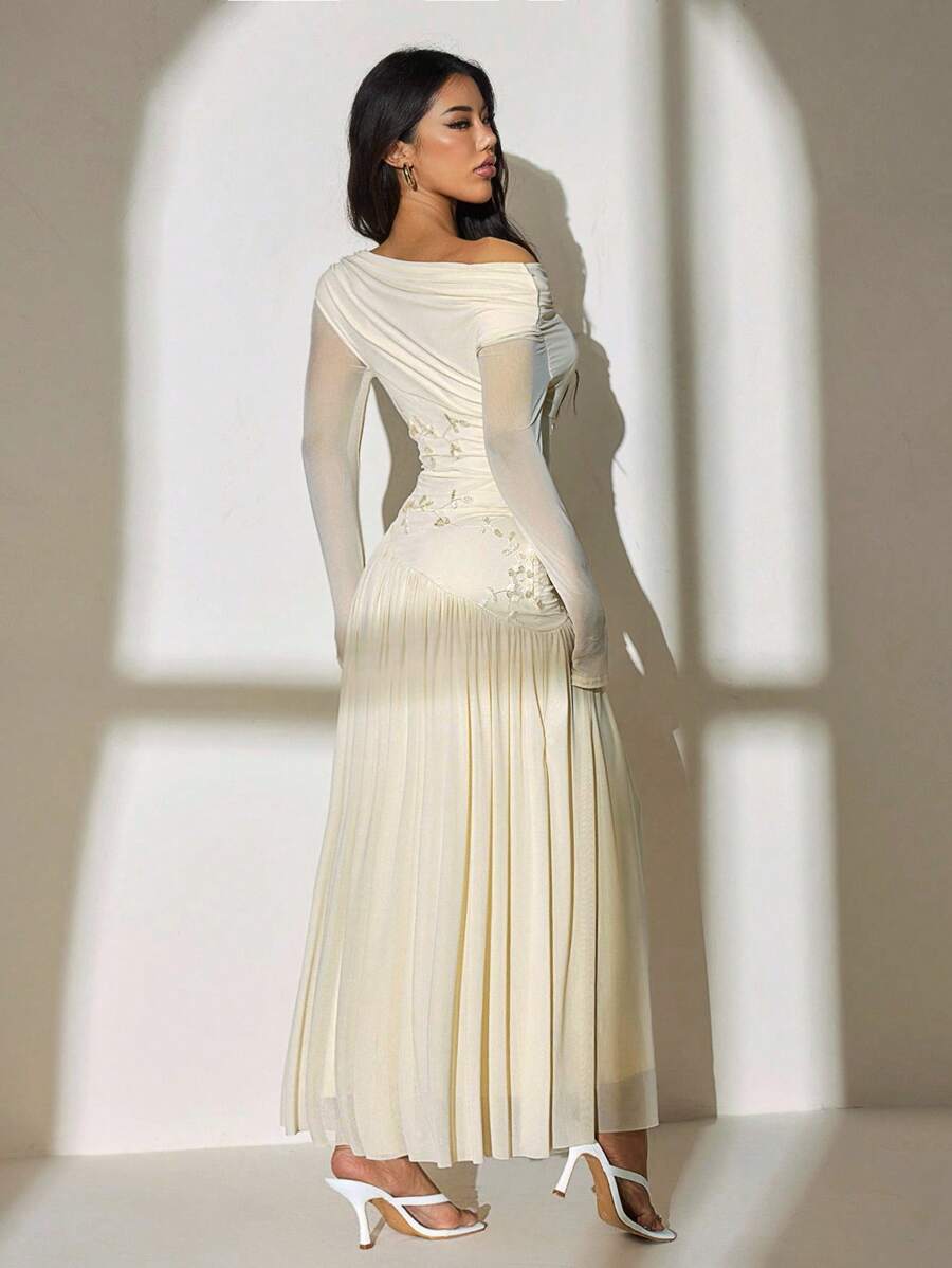 SHEIN PETITE فستان مشمشي طويل كتف واحد مطرز