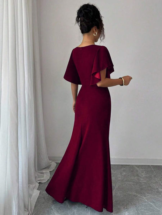 SHEIN Elenzga فستان عنابي بياقة واكمام مكشكشة