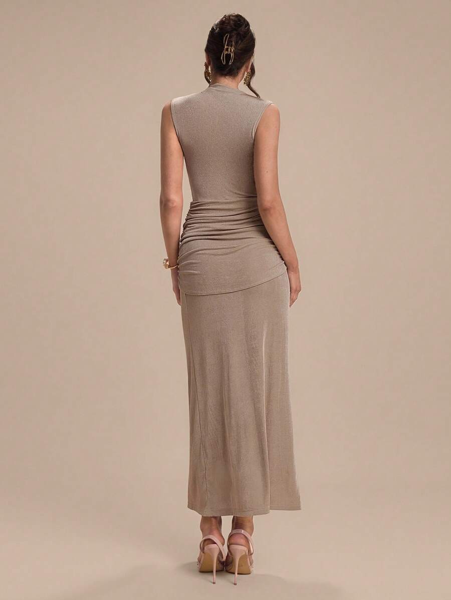 SHEIN Modelyn فستان كوكتيل مطوي بدون أكمام بياقة عالية أنيق