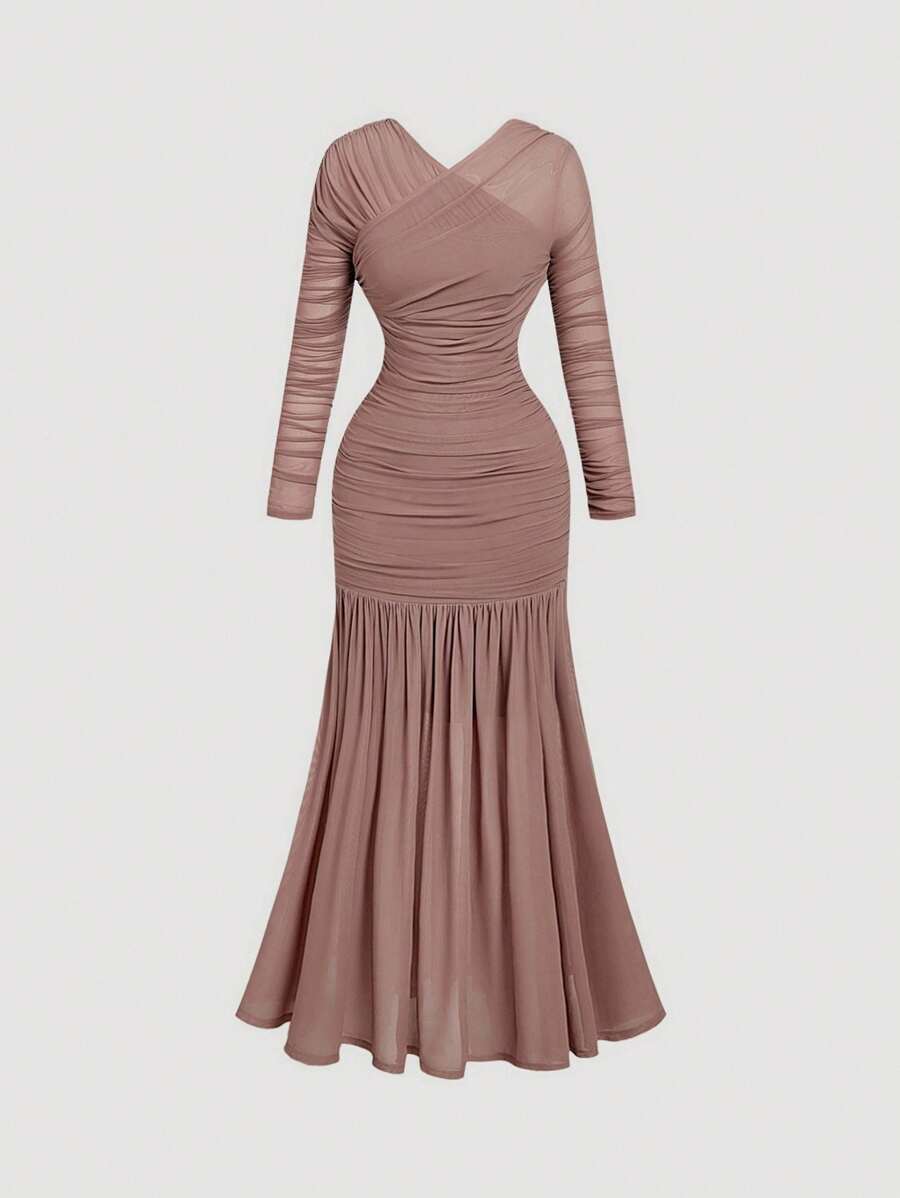 SHEIN MOD فستان ماكسي لامع بأكمام طويلة وكشكشة وذيل أمواج