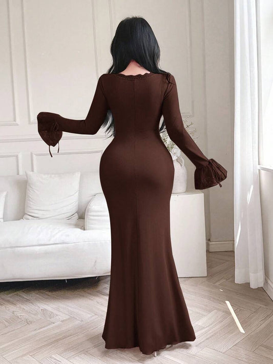 SHEIN Feyla فستان بني بتطريز دانتيل وأكمام واسعة