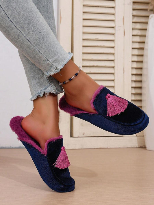 SHEIN نعال نسائية مبطنة بالفرو بتطريز يدوي وشراريب