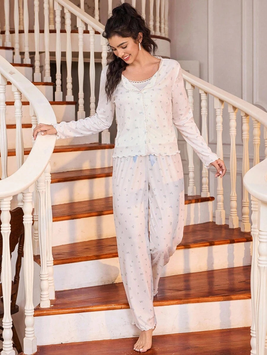 SHEIN CottageSlumber طقم بيجامة 3 قطع رداء ودانتيل وتوب كامي وبنطلون