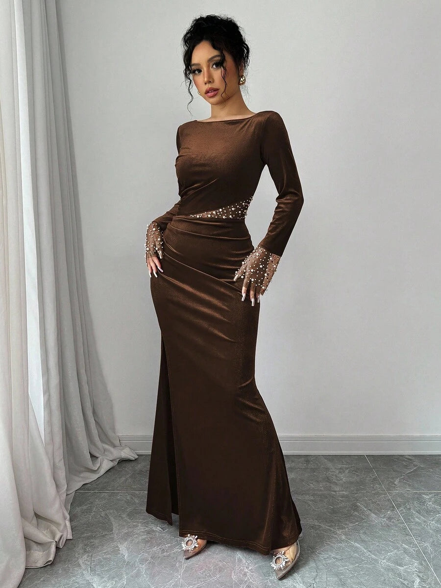 SHEIN Elenzga فستان مخملي لون بني