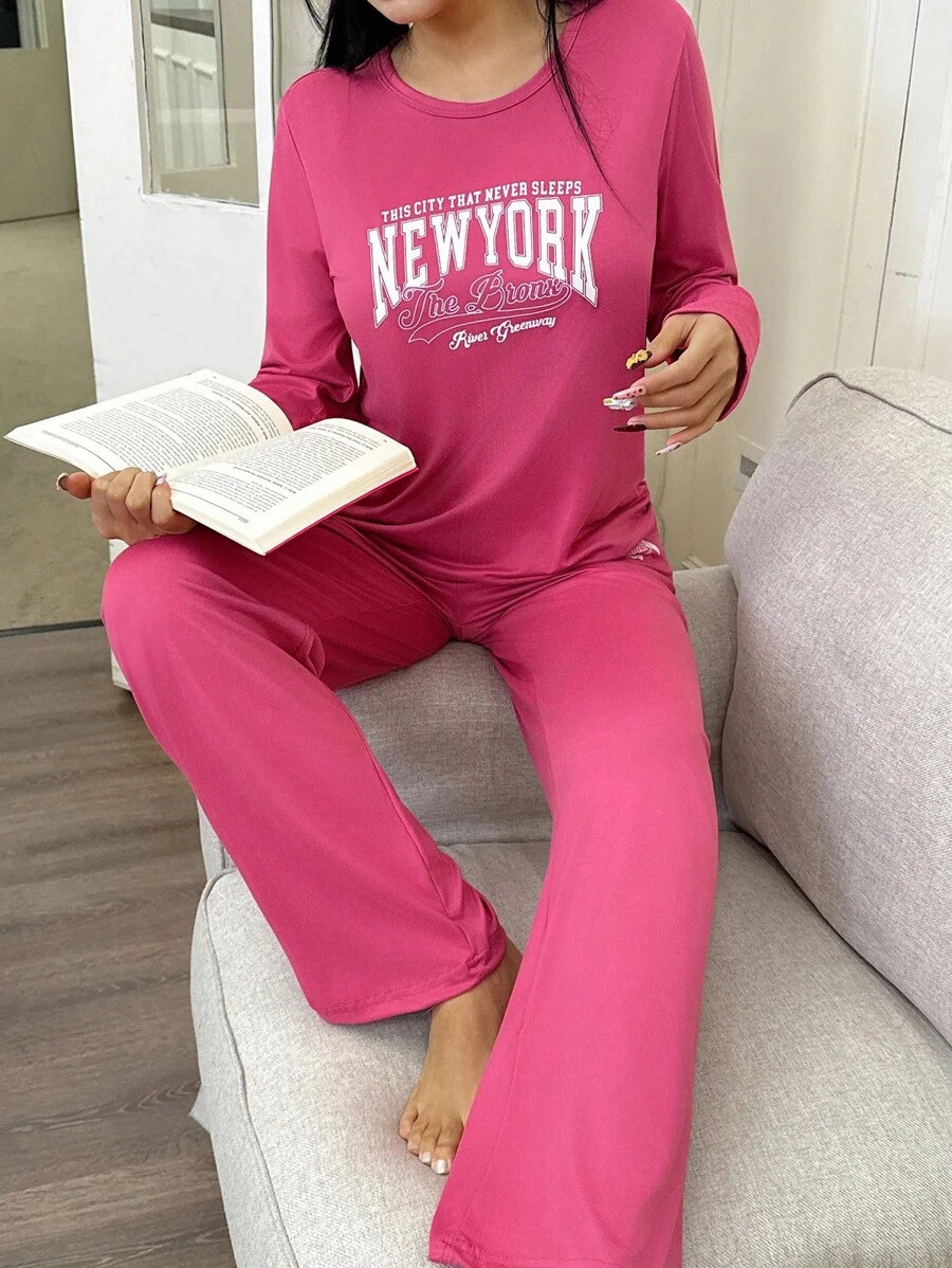 SHEIN Miss Vinta طقم بيجامة بأكمام طويلة وبنطال فضفاض بطباعة حرفية